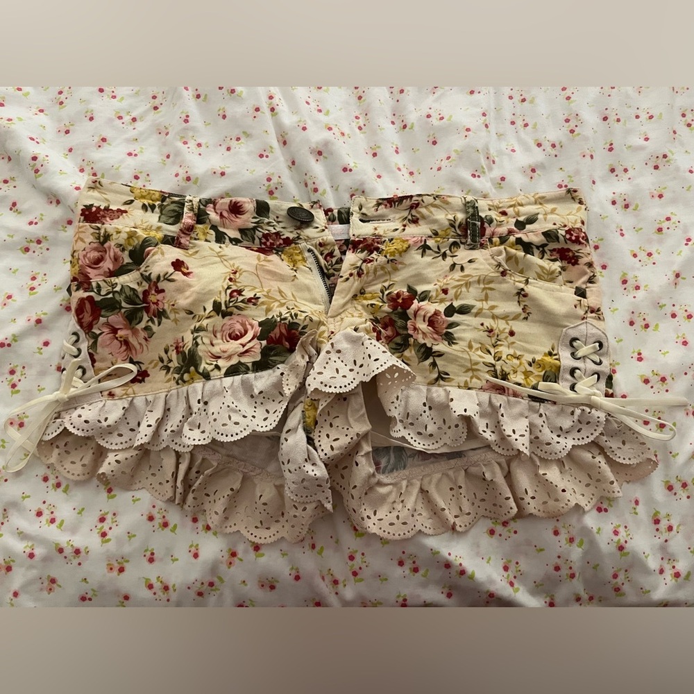 Floral shorts